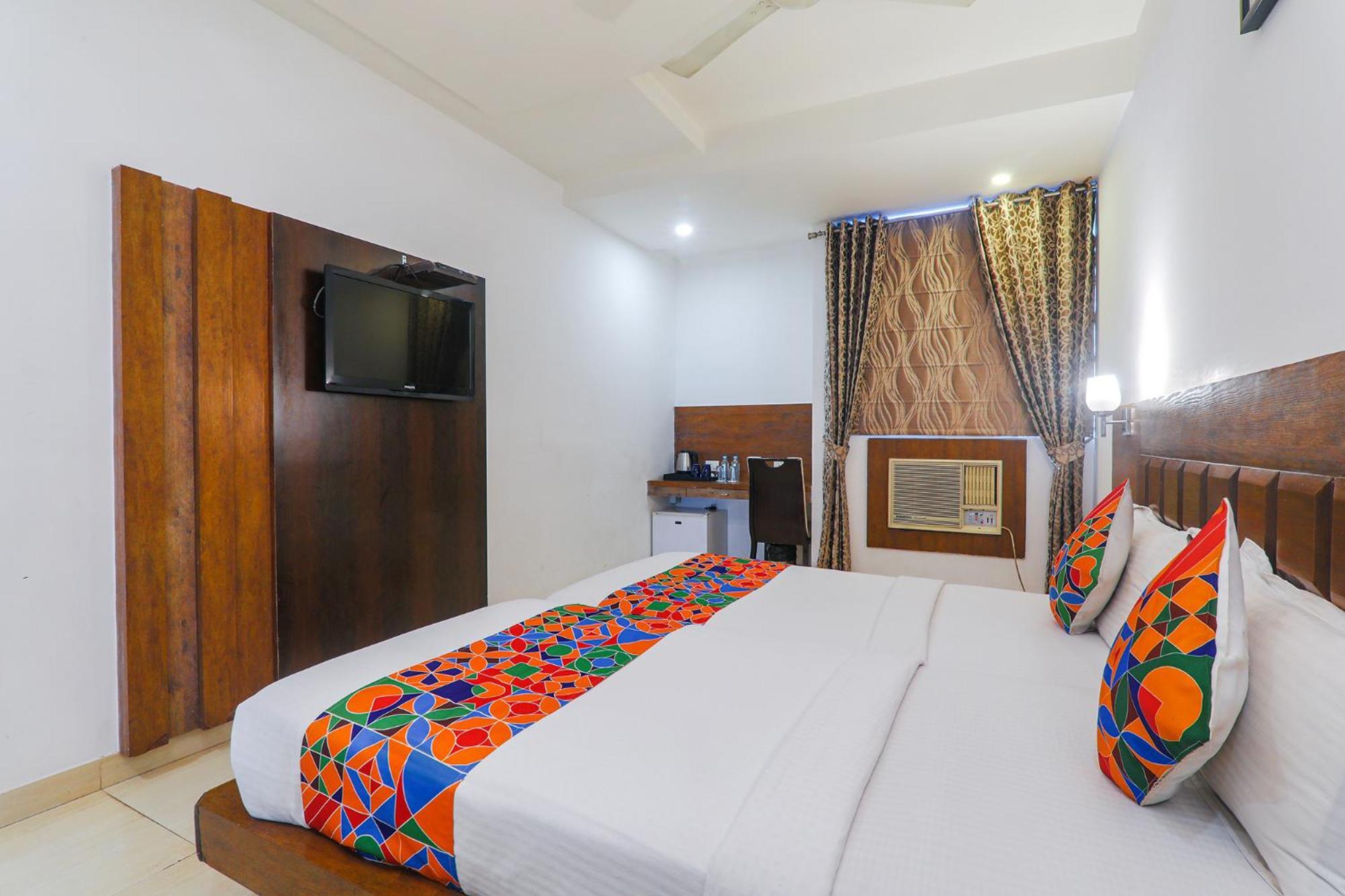 Fabhotel Prime The Continental Лакхнау Экстерьер фото