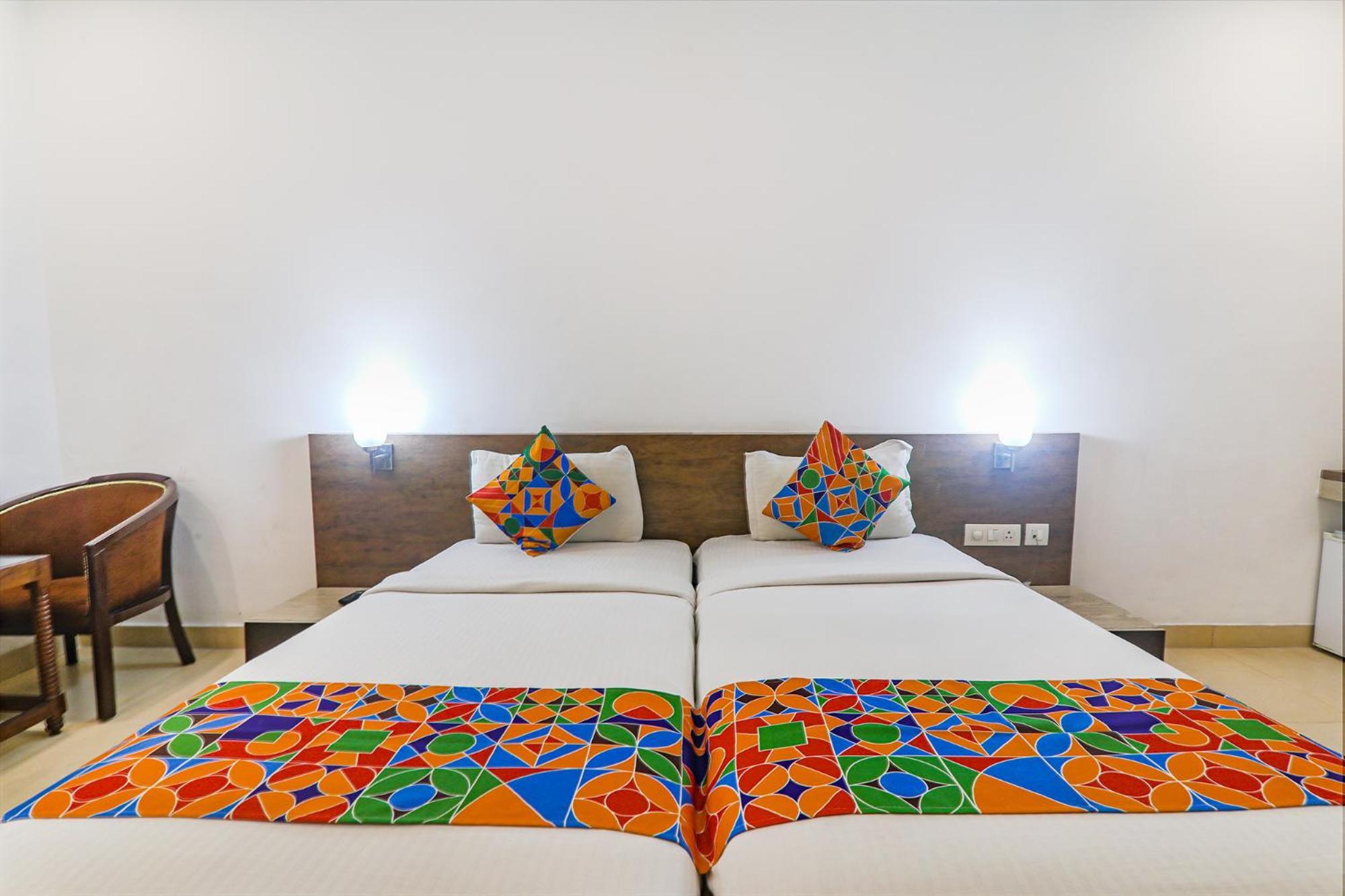 Fabhotel Prime The Continental Лакхнау Экстерьер фото